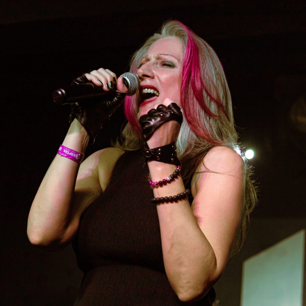 I will sing your song as you’d like to hear it!  Vocals form clean to scream – ROYALTY FREE SERVICE